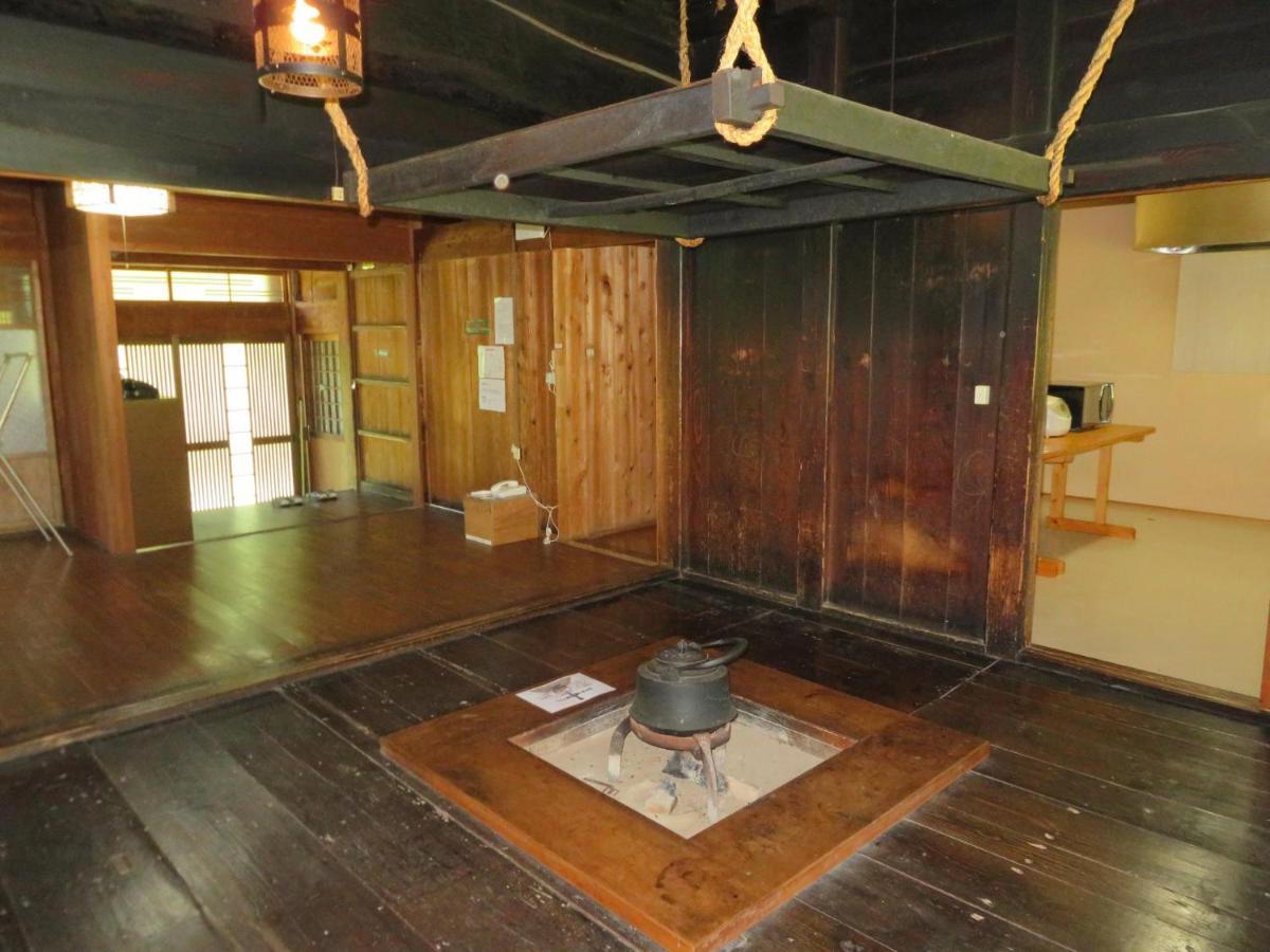 Hotel Toyota Shirakawa-Go Eco-Institute Exterior foto