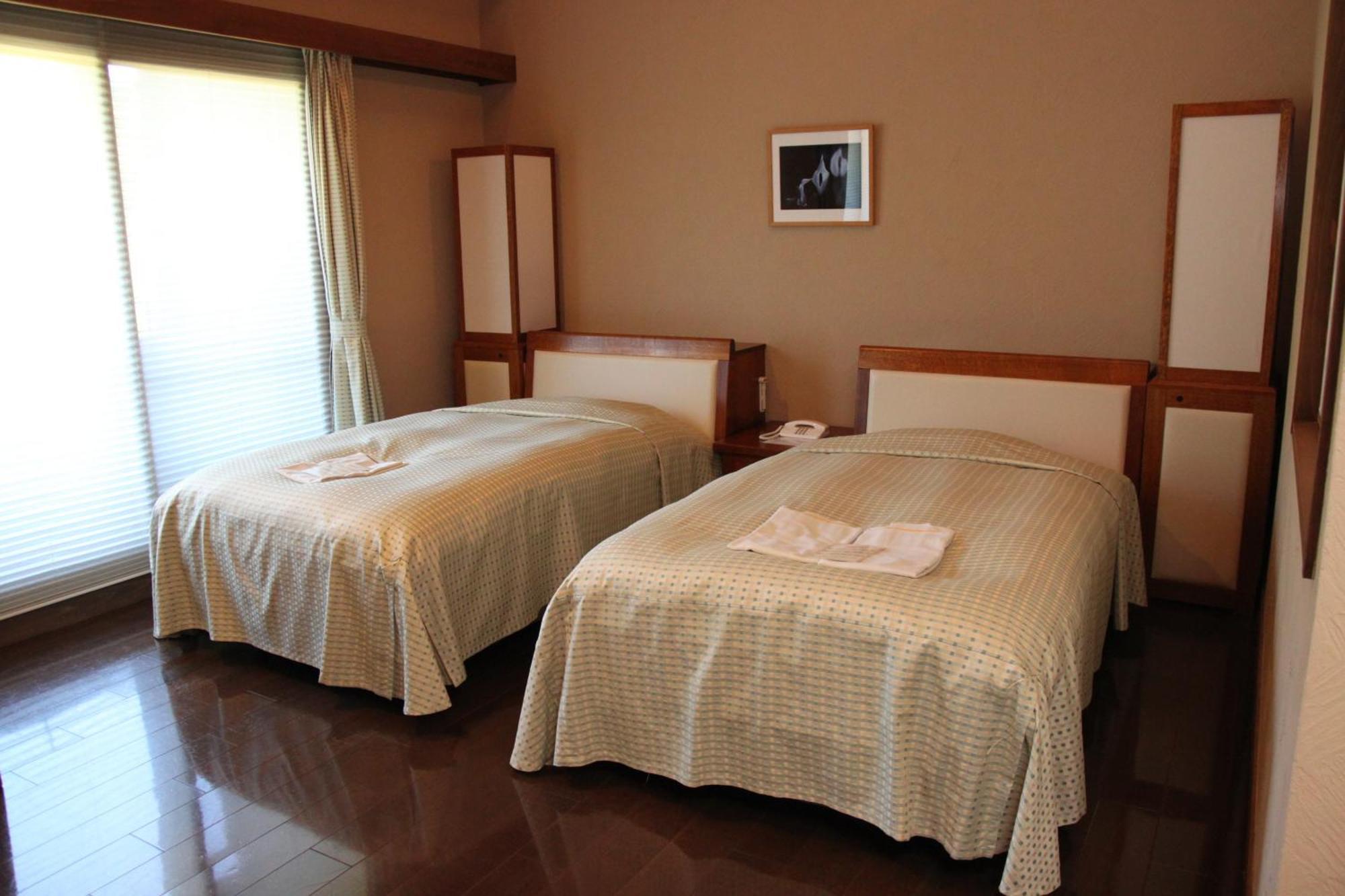 Hotel Toyota Shirakawa-Go Eco-Institute Zimmer foto