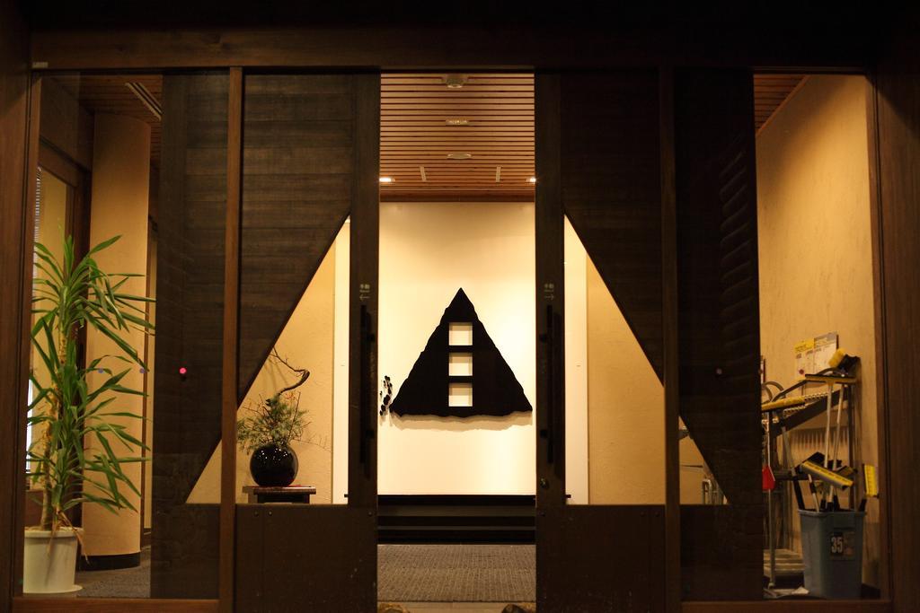 Hotel Toyota Shirakawa-Go Eco-Institute Exterior foto